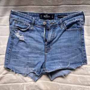 High rise Hollister cut off shorts